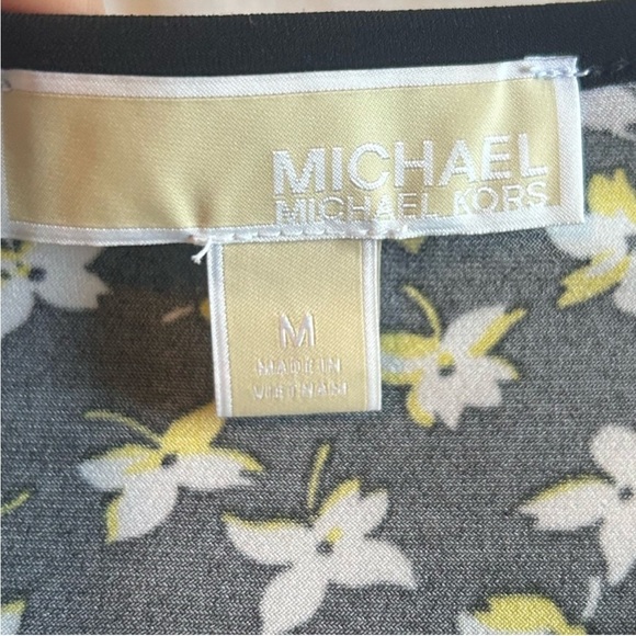 Michael Kors black shirt with floral design size M - Picture 3 of 5